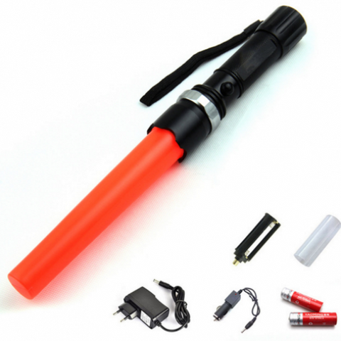 Waterproof Zoomable Torch Light